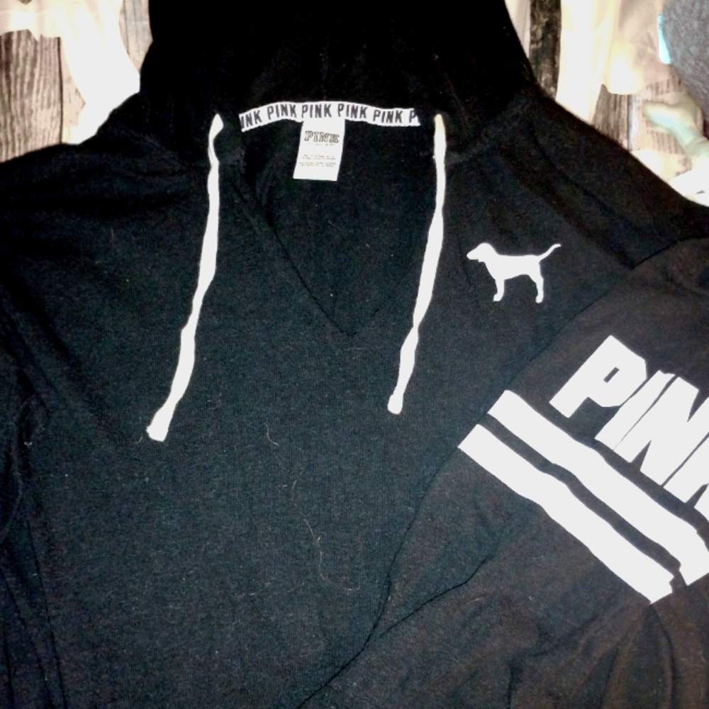 Victoria's Secret Pink Long sleeve w/ hood